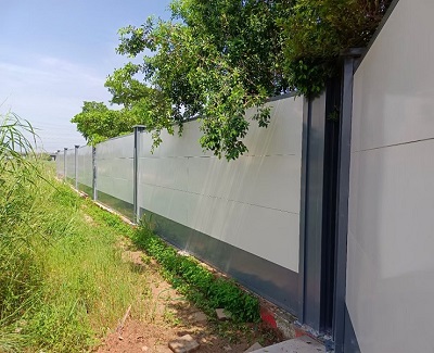 施工圍擋迎美麗變身，展現(xiàn)城市文明端口
